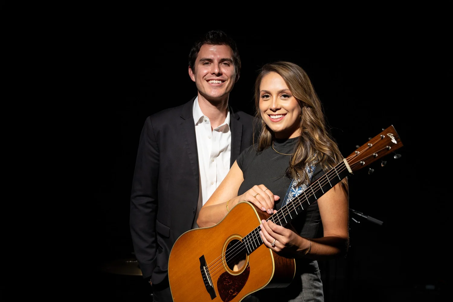 Dream Duo performing